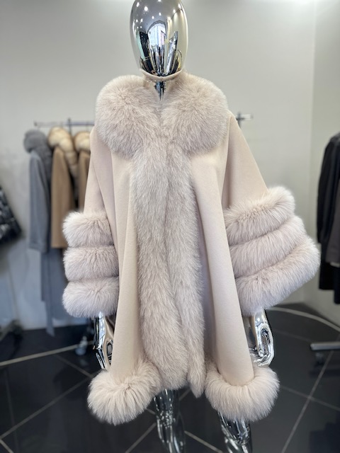 Our Poncho Model, Fabric in Wool Cashmere, Fur in Original Fox Fur