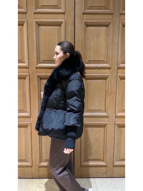 Jacket with Knitted Sleeves, Collar and Front Original Fox Fur